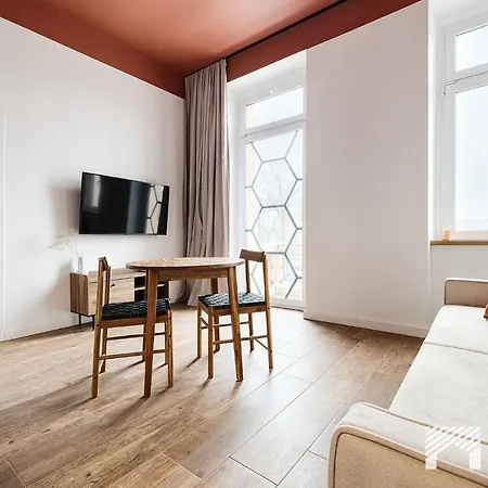 Apartment Polonia I By Lookap